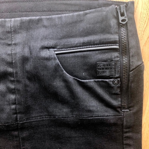 Black mini skirt by G-Star size 28 - Picture 2 of 7